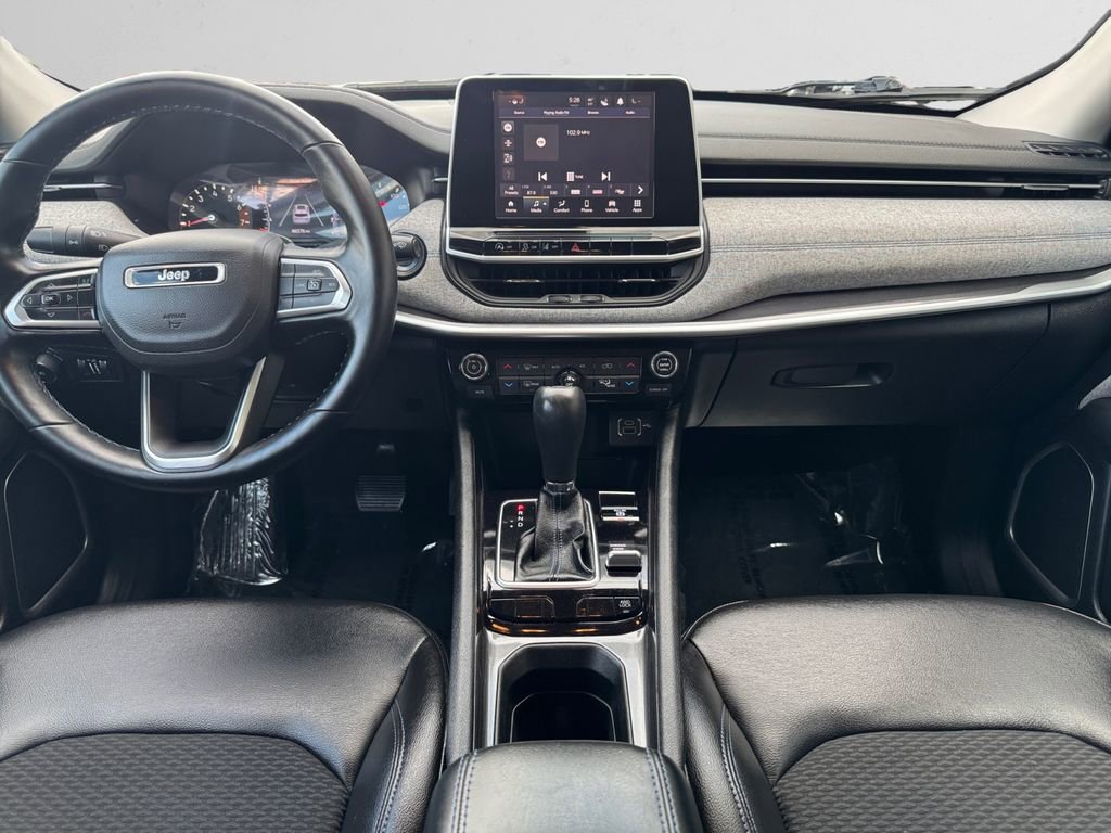 Used 2022 Jeep Compass Latitude w/ Convenience Group image 11