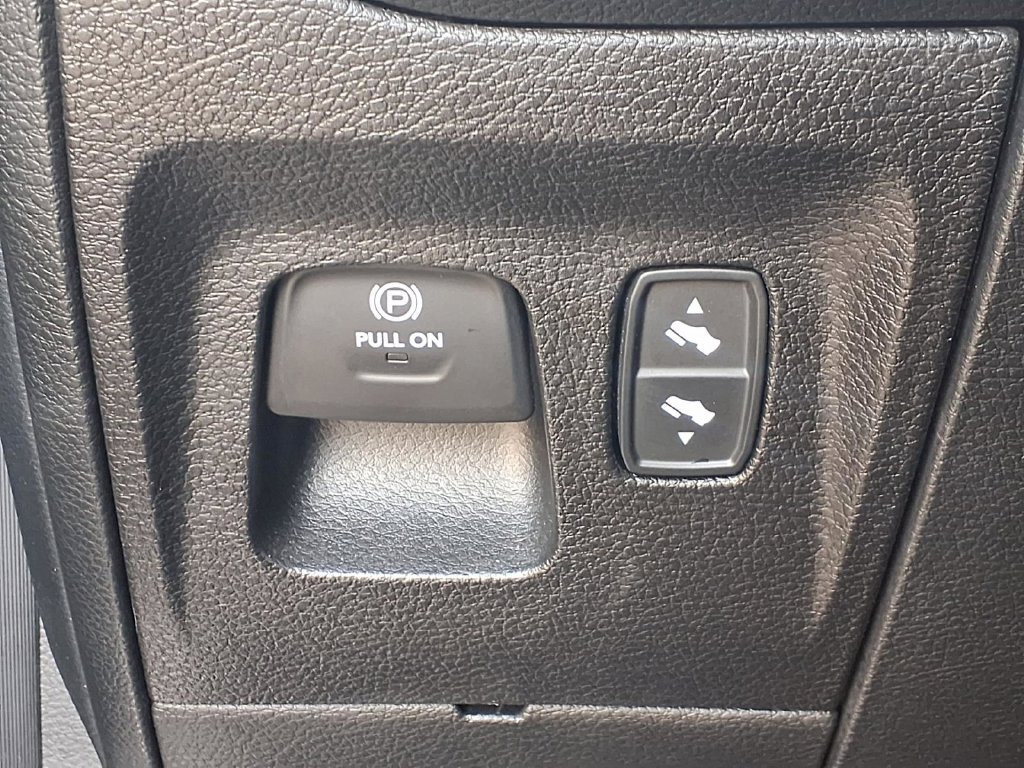 Used 2026 RAM 1500 Lone Star AWD/4WD image 9