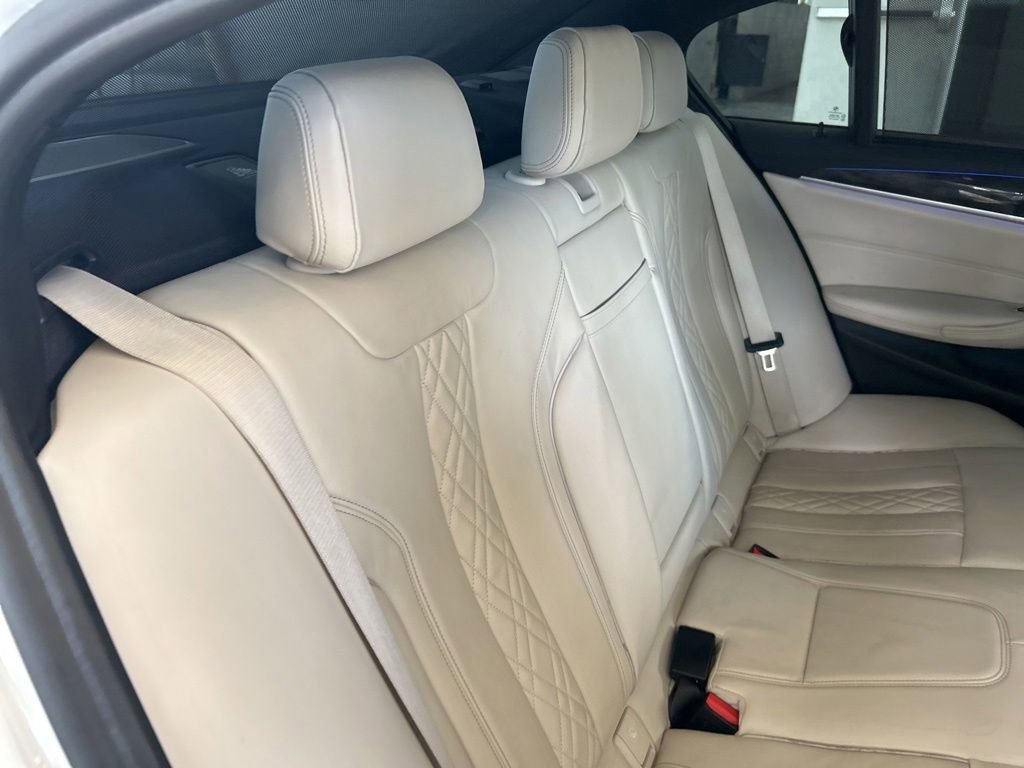 Used 2019 BMW M550i xDrive w/ Dynamic Handling Package AWD/4WD image 30