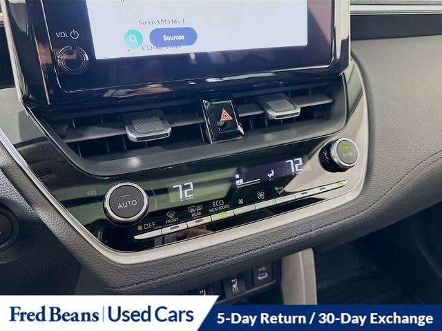 Used 2025 Toyota Corolla Cross XLE w/ Convenience Package AWD/4WD image 15