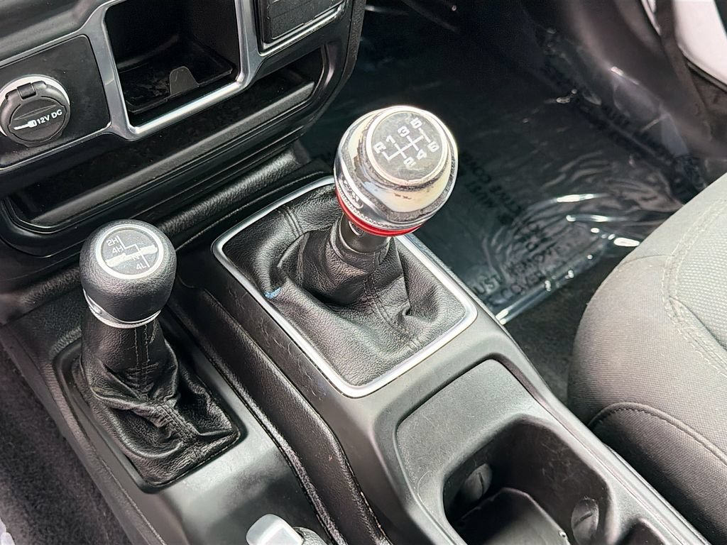 Used 2019 Jeep Wrangler Unlimited Sport AWD/4WD image 27