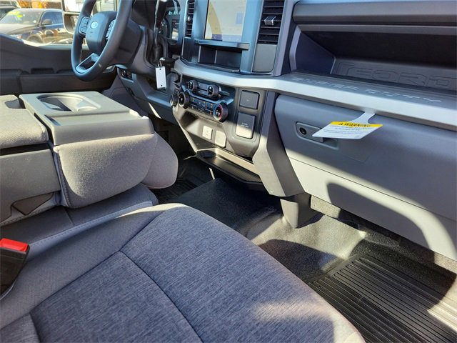 Used 2025 Ford F250 XL w/ 360-Degree Camera Package image 18