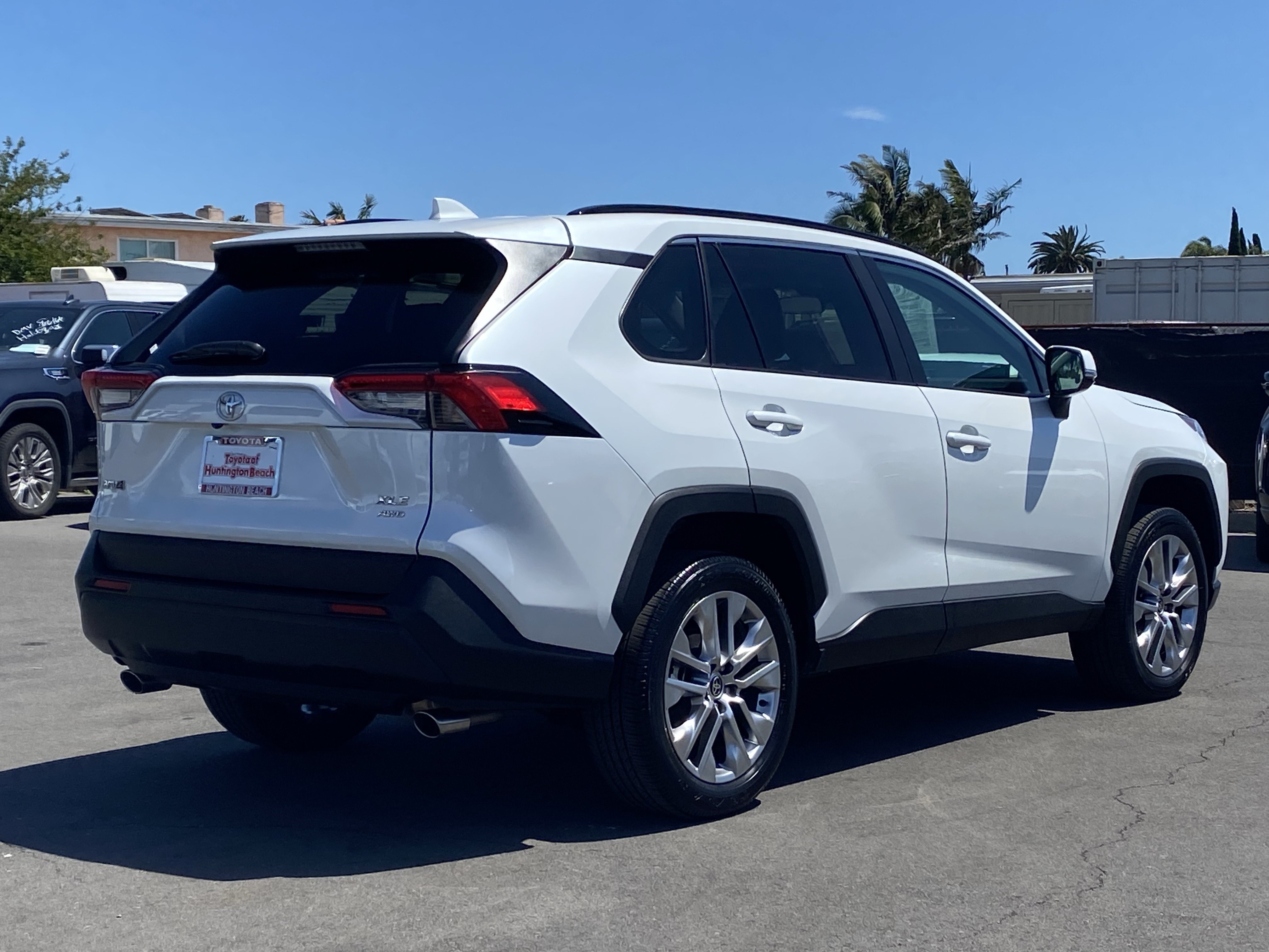 Used 2025 Toyota RAV4 XLE Premium AWD/4WD image 3