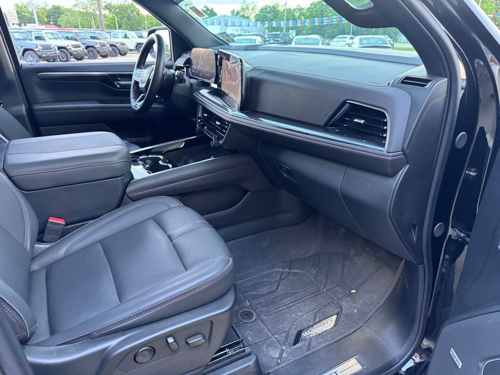 Used 2025 Chevrolet Tahoe RST w/ RST Capability Package image 26