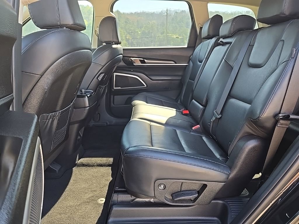 Used 2023 Kia Telluride LX image 17