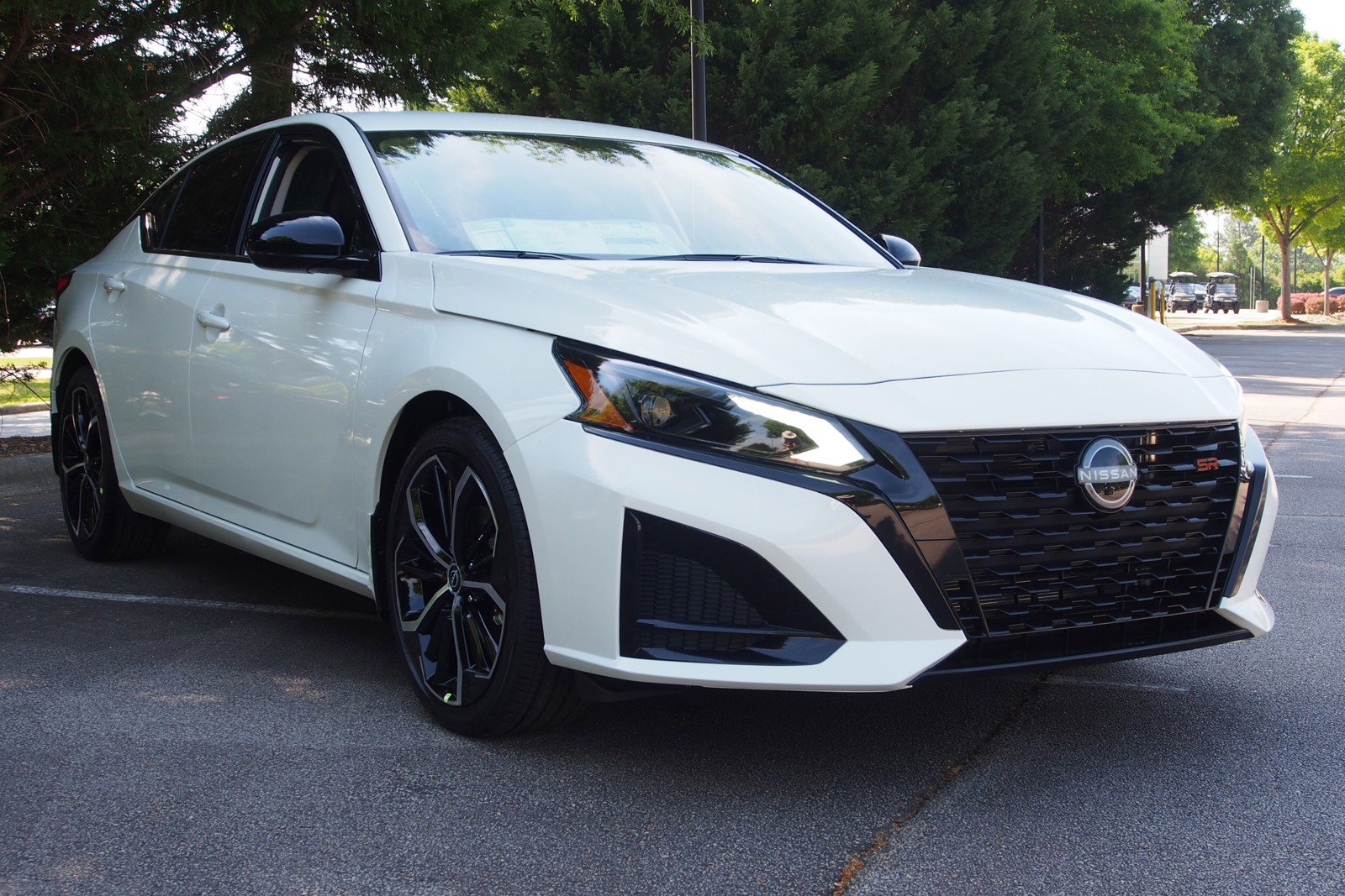 New 2026 Nissan Altima 2.5 SR FWD image 1