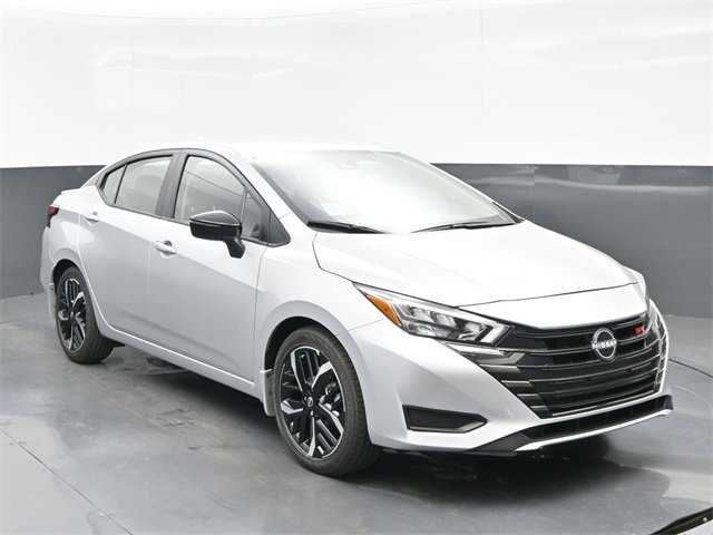 New 2025 Nissan Versa SR w/ Trunk Package image 8