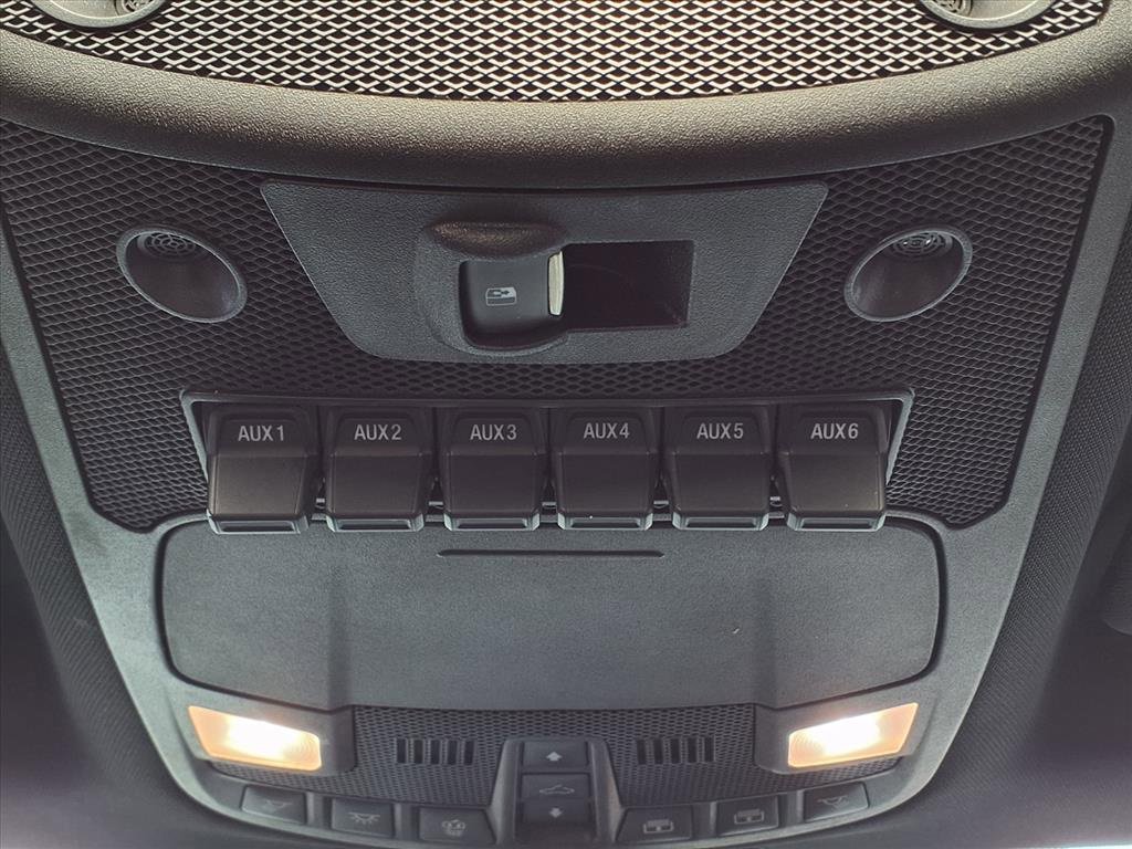 Used 2017 Ford F150 Raptor w/ Equipment Group 802A Luxury image 32