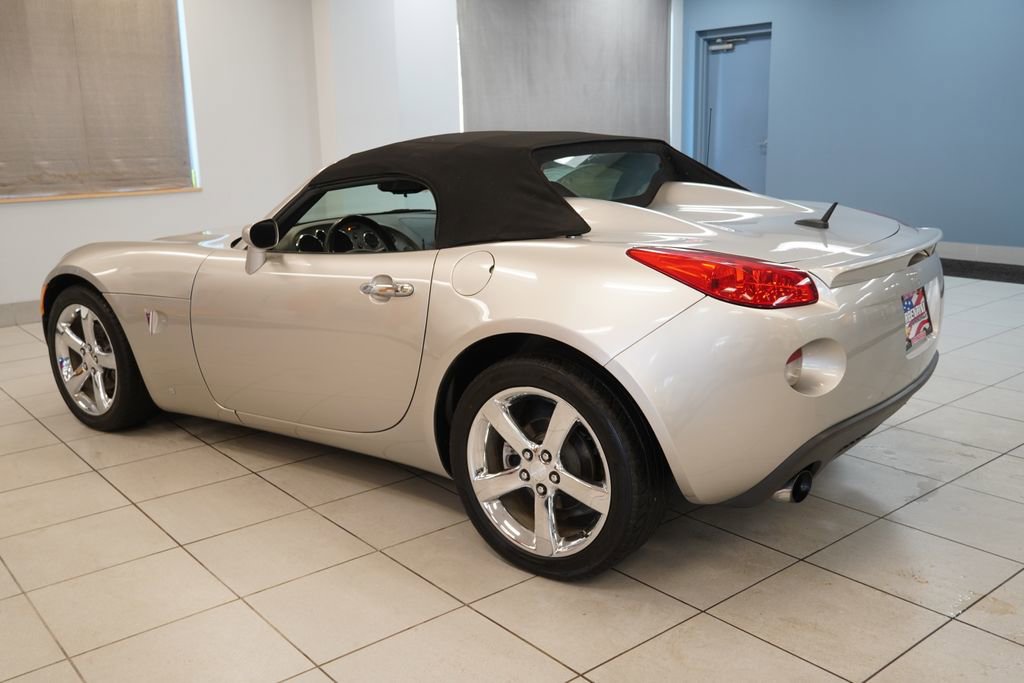 Used 2008 Pontiac Solstice GXP w/ Premium Package image 7