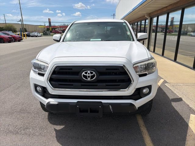 Used 2017 Toyota Tacoma SR5 w/ Tow Package image 2