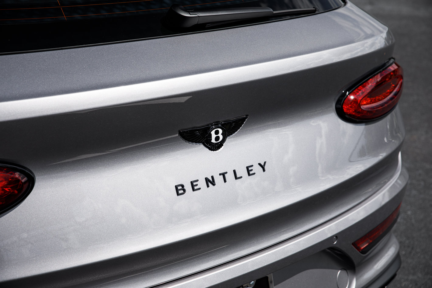 New 2026 Bentley Bentayga AWD/4WD image 14