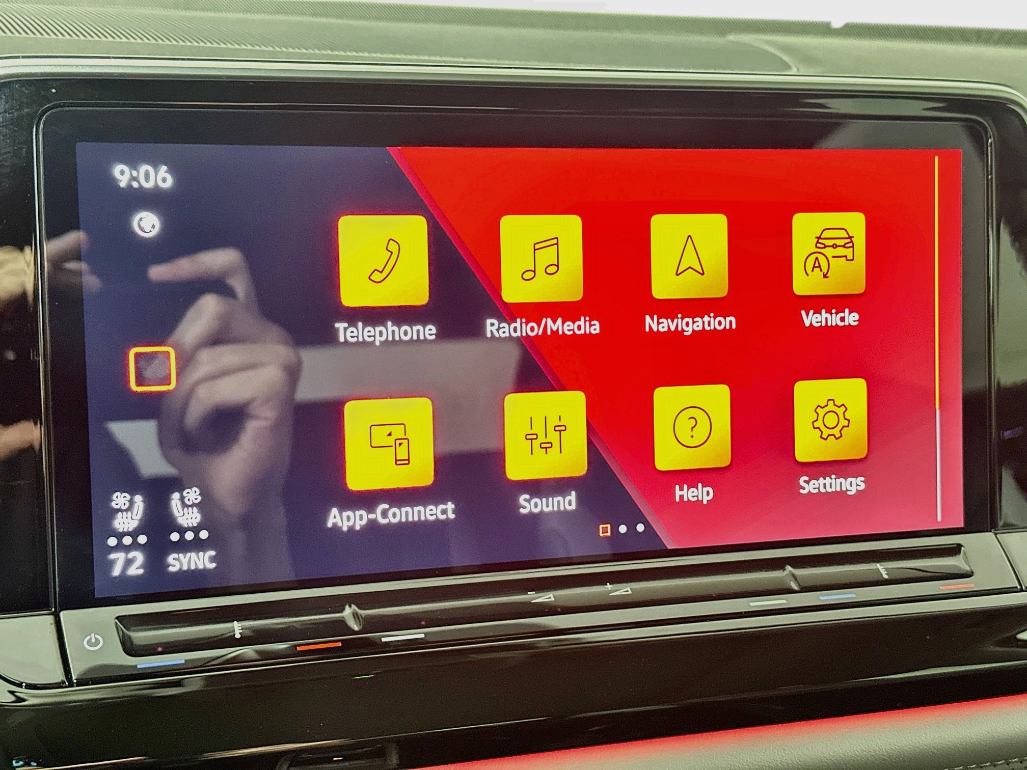 Used 2026 Volkswagen Atlas Peak Edition AWD/4WD image 14
