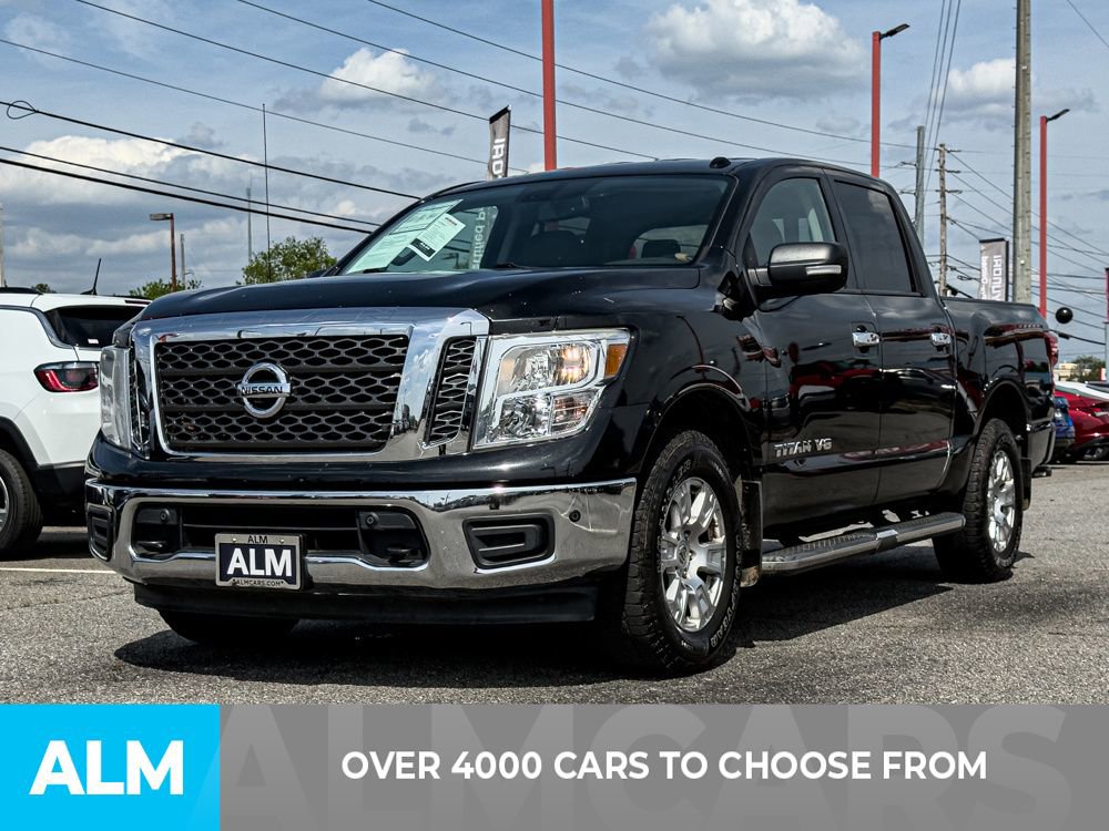 Used 2018 Nissan Titan SV w/ SV Convenience Package AWD/4WD image 2