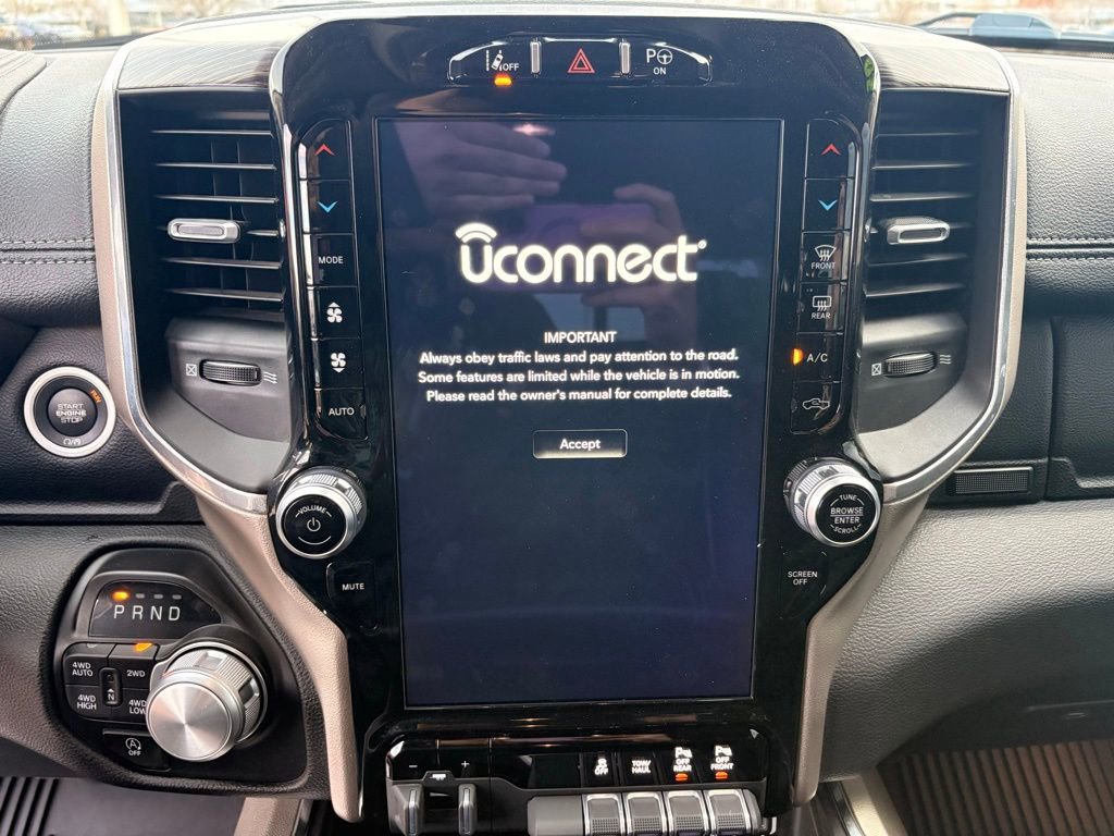 Used 2020 RAM 1500 Laramie image 19