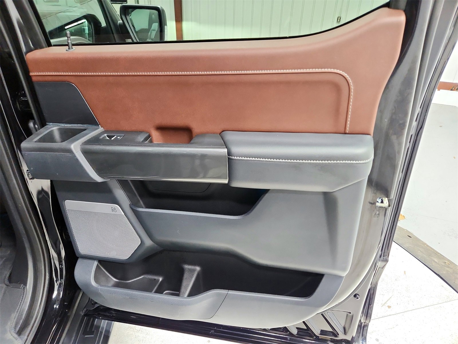 Used 2023 Ford F150 Lariat image 42