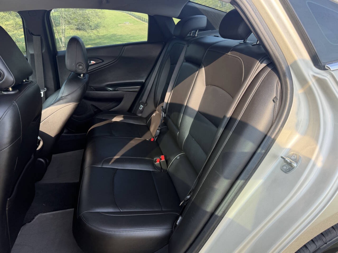 Used 2016 Chevrolet Malibu LT w/ Leather Package FWD image 16