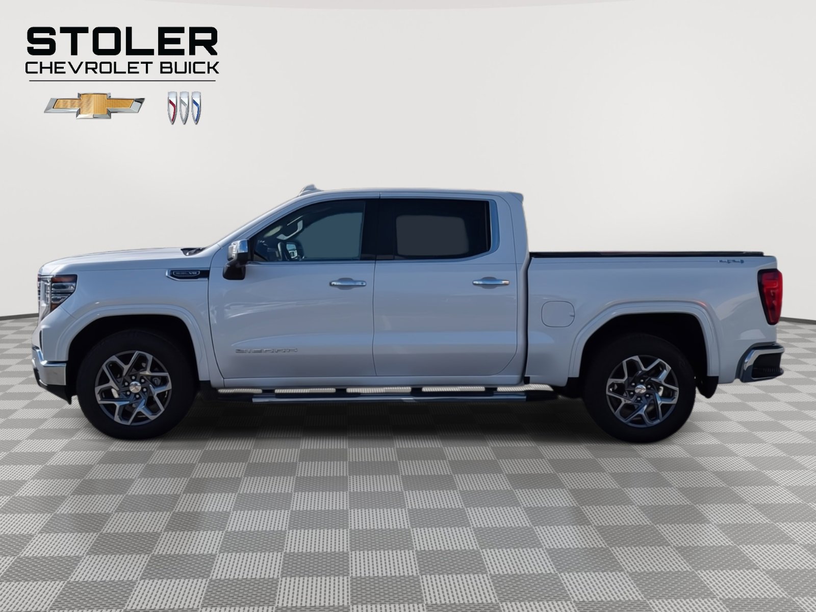 Used 2024 GMC Sierra 1500 SLT w/ SLT Premium Plus Package image 2