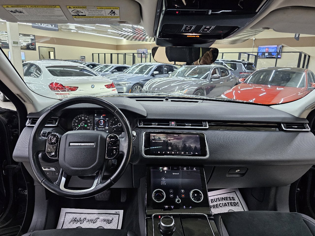 Used 2018 Land Rover Range Rover Velar image 25