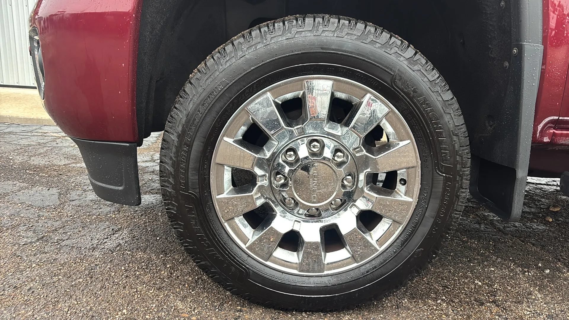 Used 2015 GMC Sierra 2500 Denali w/ Duramax Plus Package AWD/4WD image 15