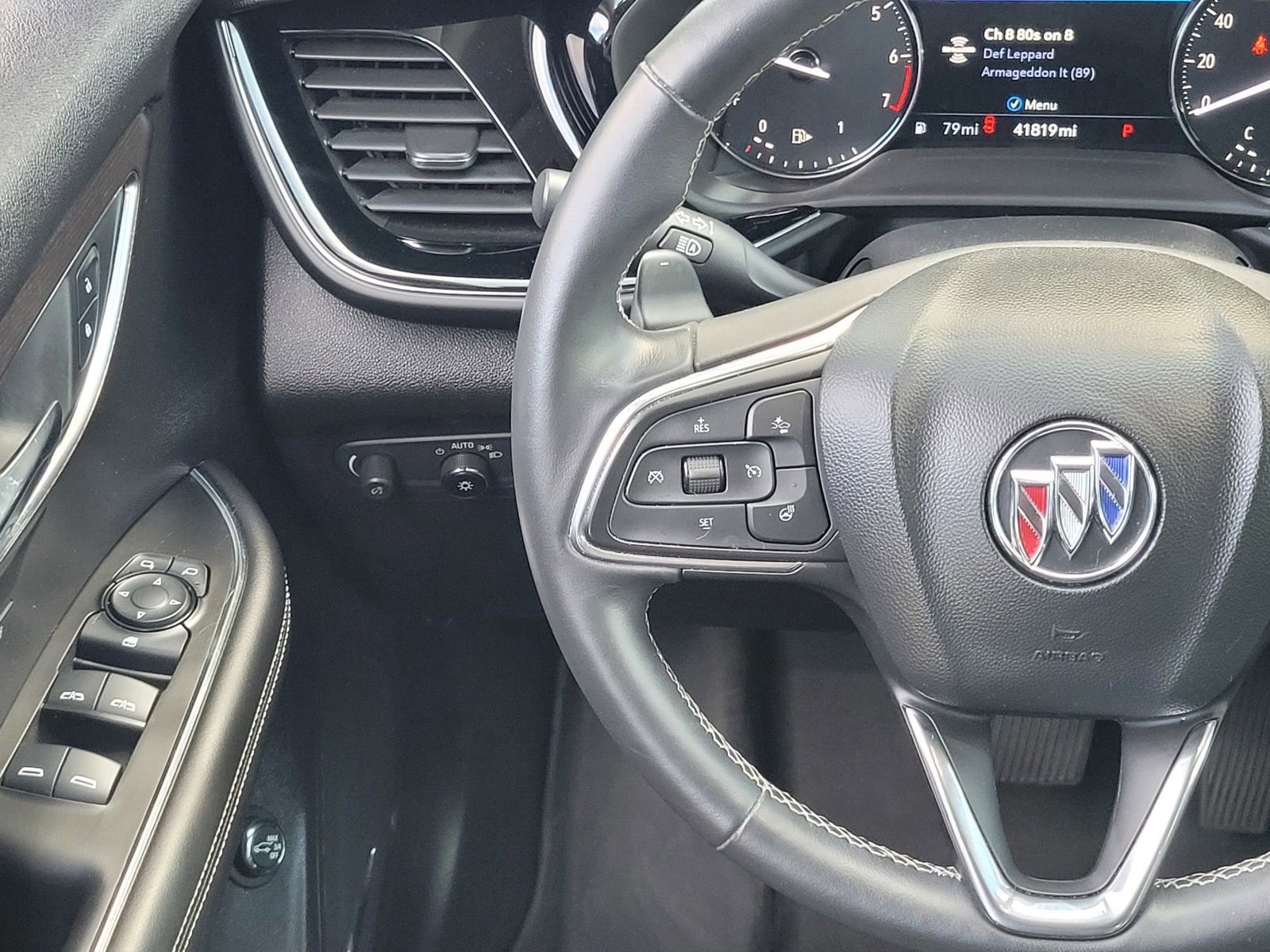 Used 2022 Buick Envision Avenir w/ Safety Package image 13