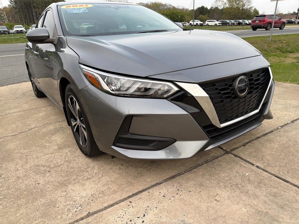 Used 2021 Nissan Sentra SV image 2