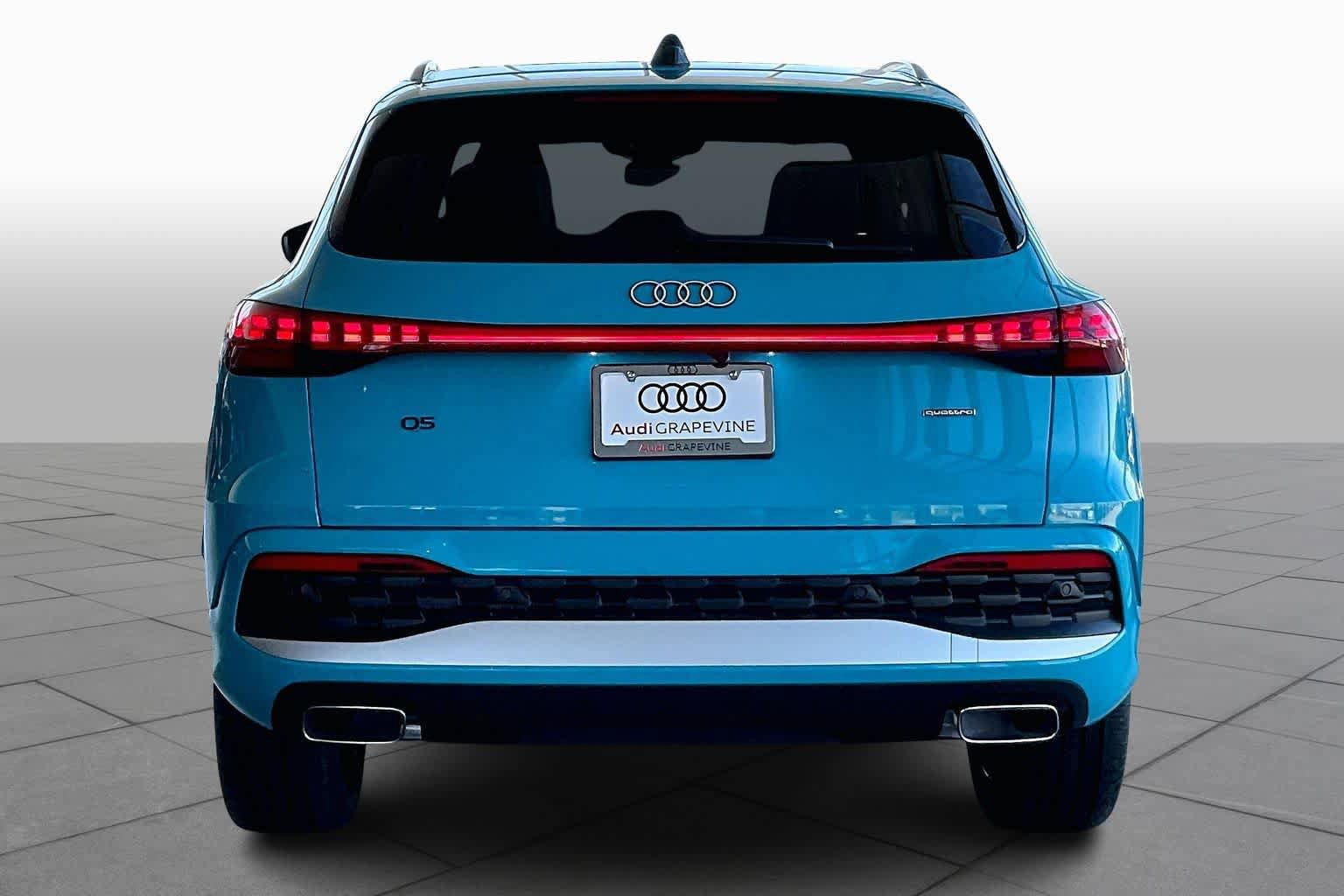 New 2025 Audi Q5 Premium Plus w/ Premium Plus AWD/4WD image 4