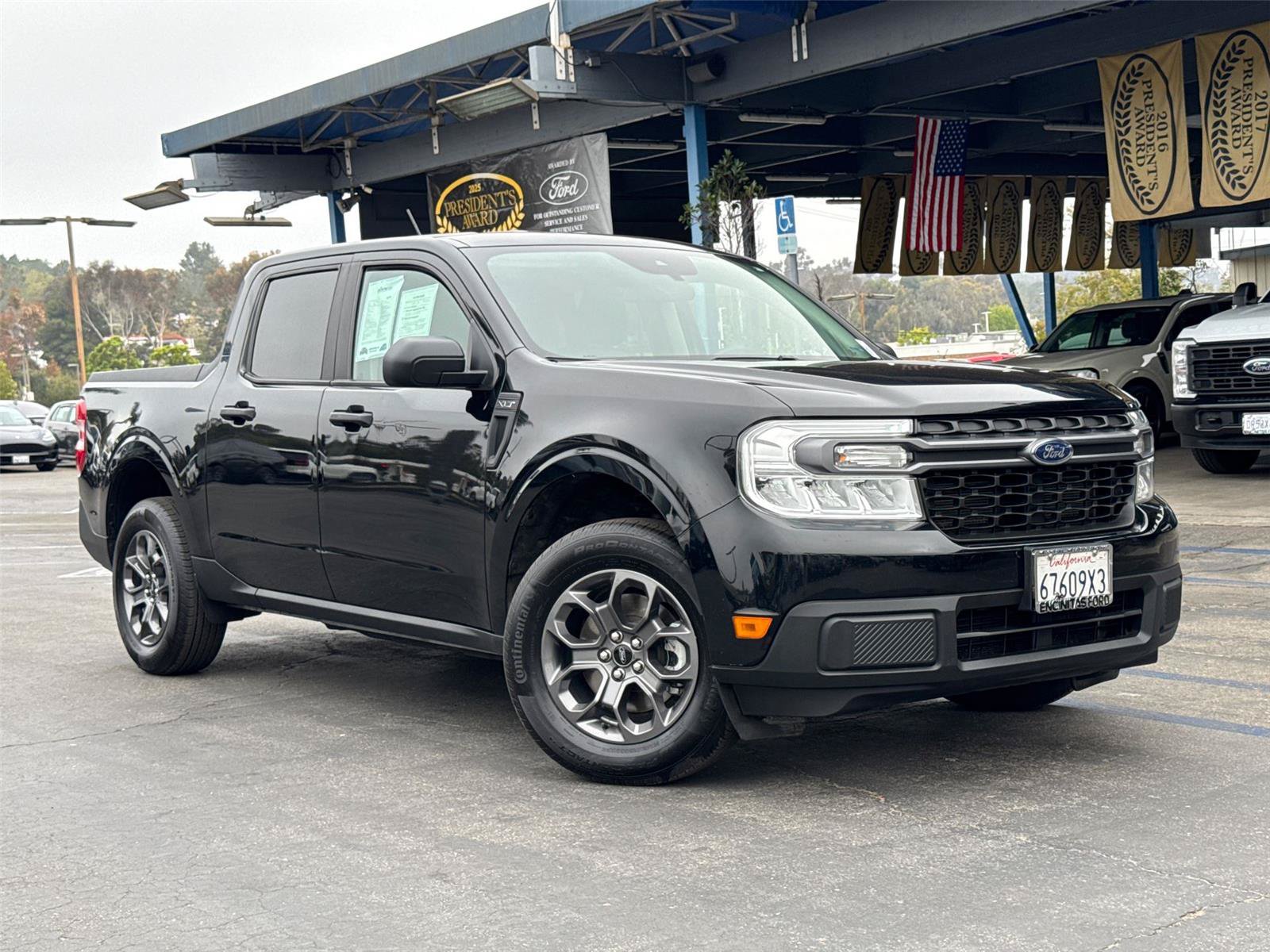 Used 2024 Ford Maverick XLT FWD image 2