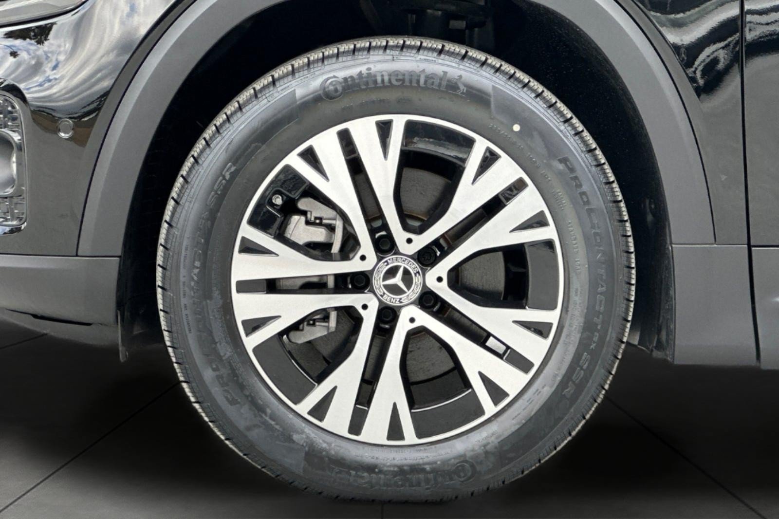 New 2025 Mercedes-Benz GLB 250 image 25