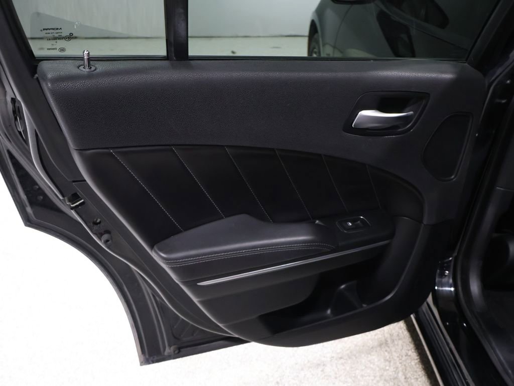 Used 2018 Dodge Charger GT image 20
