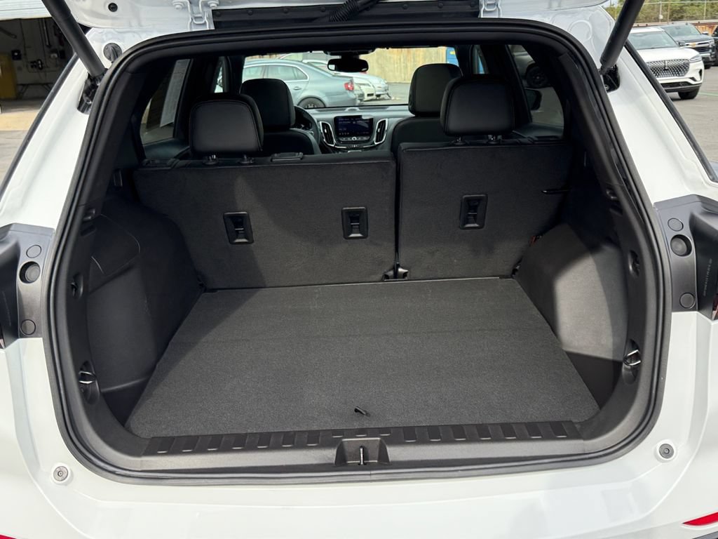 Used 2024 Chevrolet Equinox Premier AWD/4WD image 24