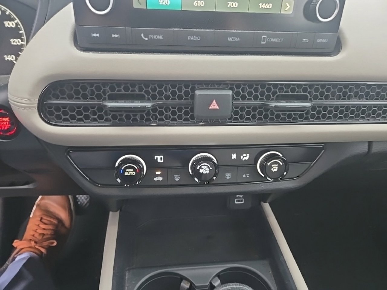 Used 2023 Honda HR-V LX image 26