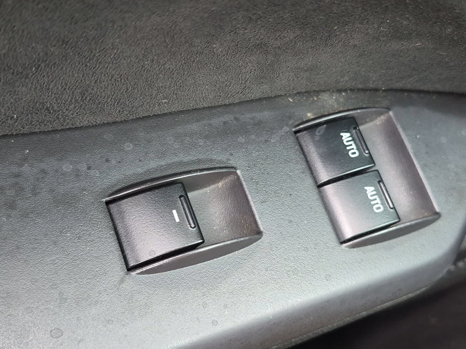Used 2009 Ford Mustang Shelby GT500 RWD image 30