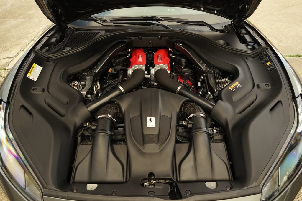 Used 2019 Ferrari Portofino image 20