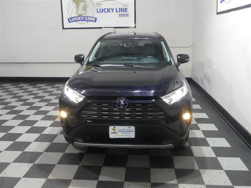Used 2020 Toyota RAV4 Limited w/ Limited Grade Weather Package AWD/4WD image 3