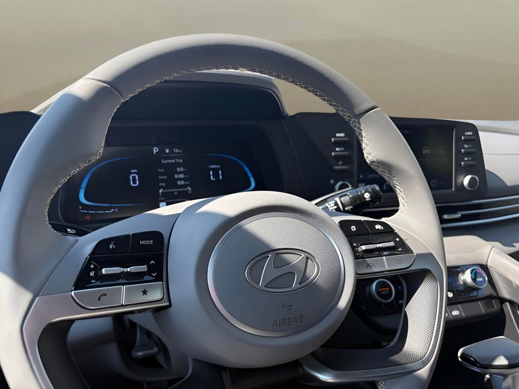 Used 2025 Hyundai Elantra Sport w/ Cargo Package FWD image 10