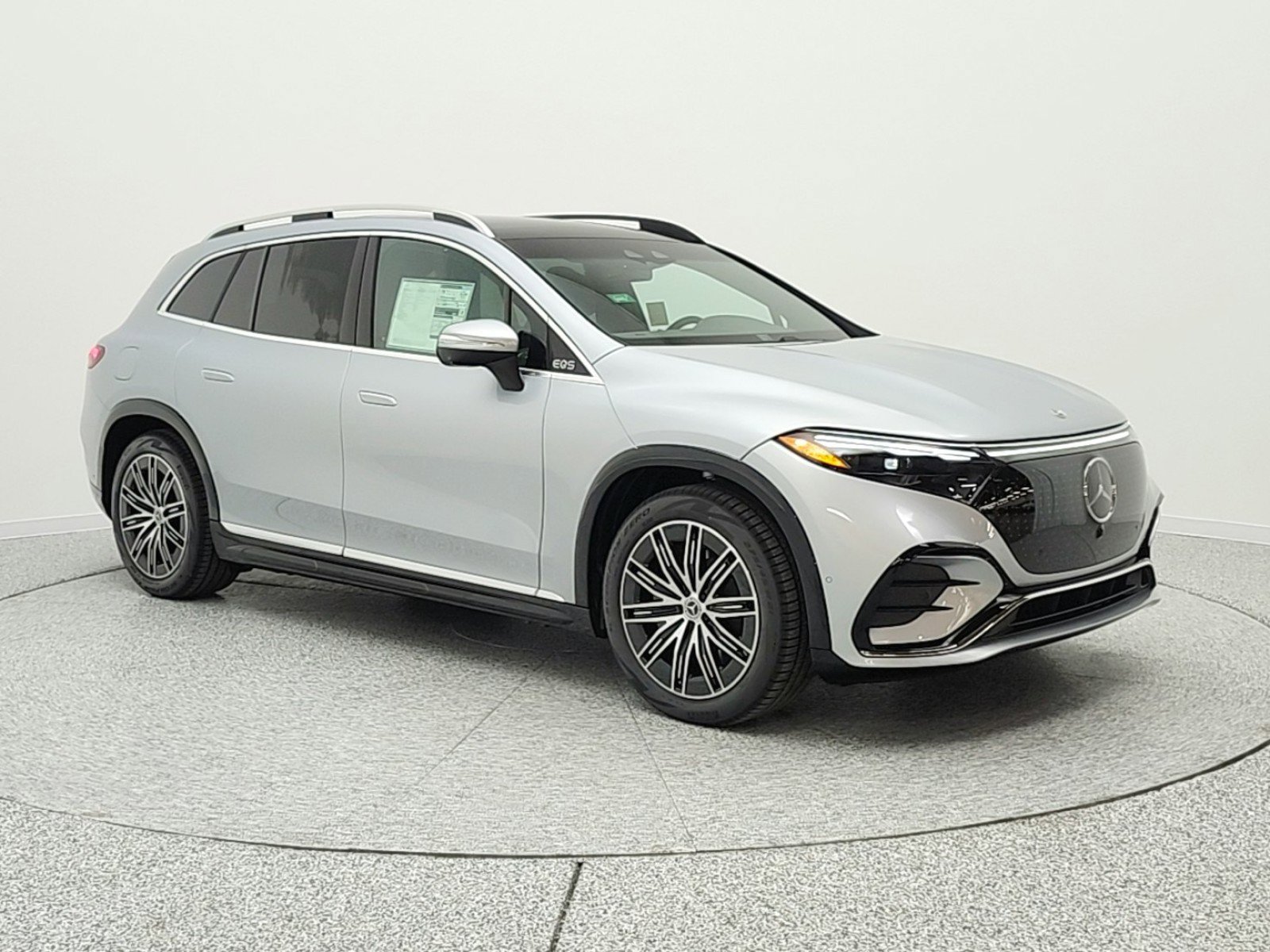 New 2026 Mercedes-Benz EQS 400 4MATIC SUV image 3