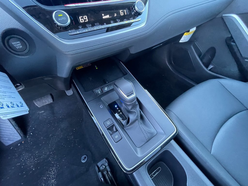New 2026 Toyota Corolla Cross XLE image 8