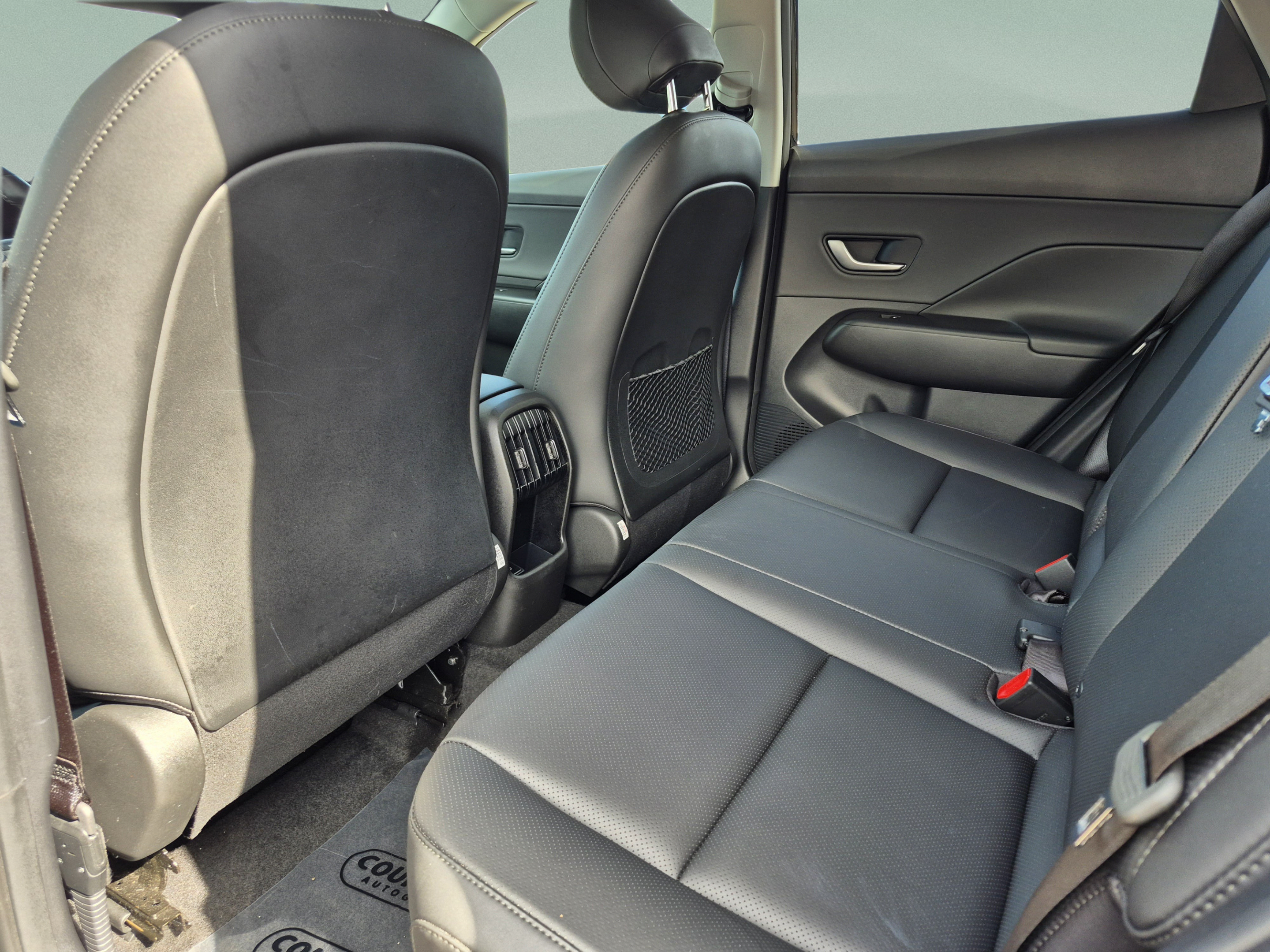 Certified 2026 Hyundai Kona Limited AWD/4WD image 16