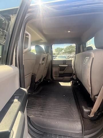 Used 2017 Ford F150 XLT AWD/4WD image 8