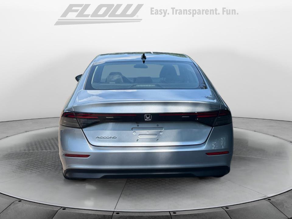 Certified 2025 Honda Accord SE image 6