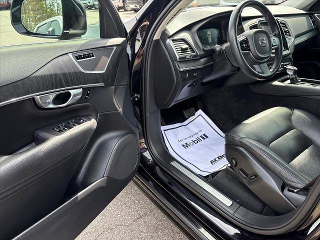 Used 2020 Volvo XC90 T6 Momentum image 11