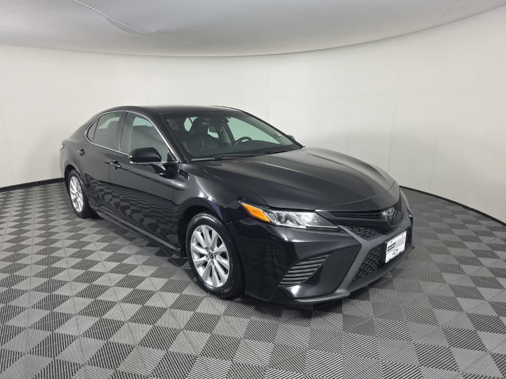 Used 2020 Toyota Camry SE FWD image 7