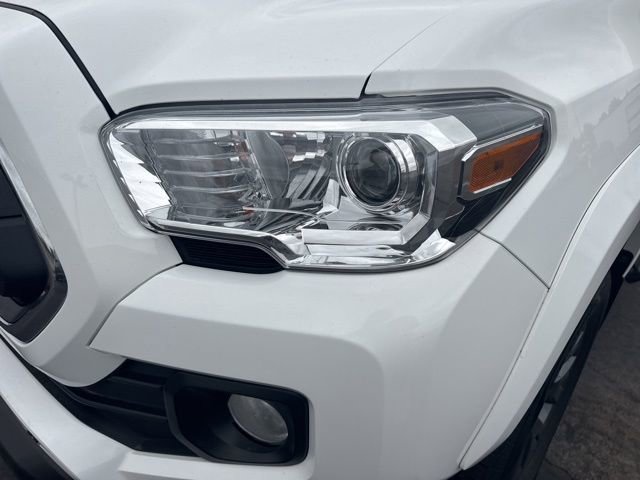 Used 2023 Toyota Tacoma SR5 image 21