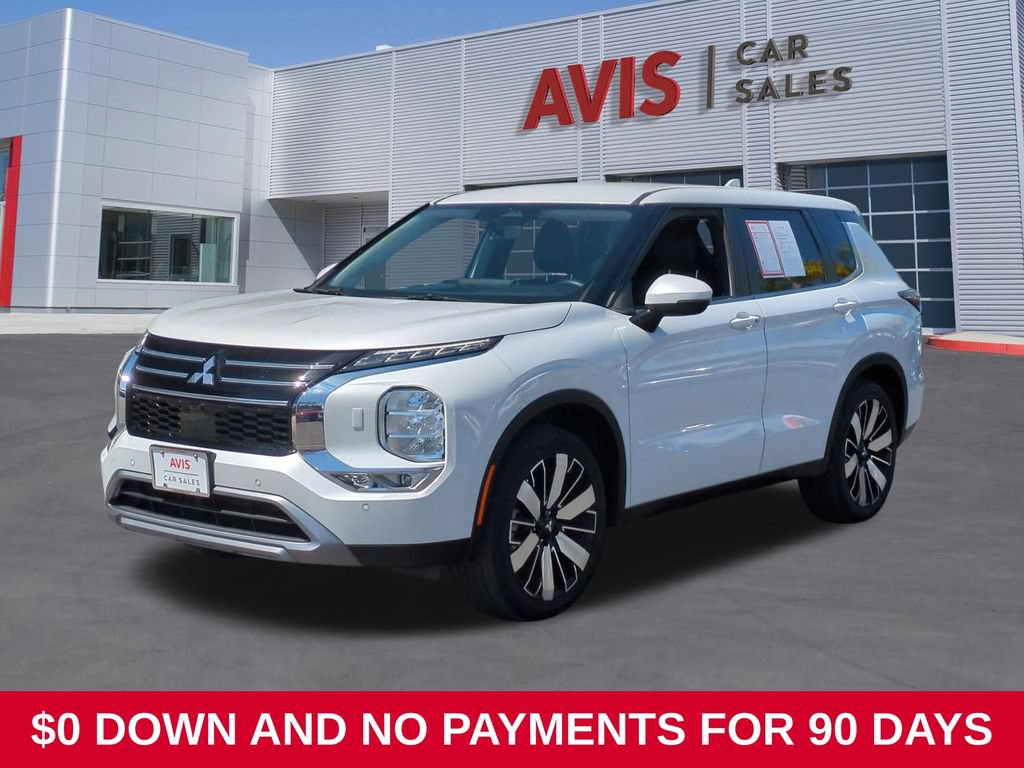 Used 2025 Mitsubishi Outlander SE