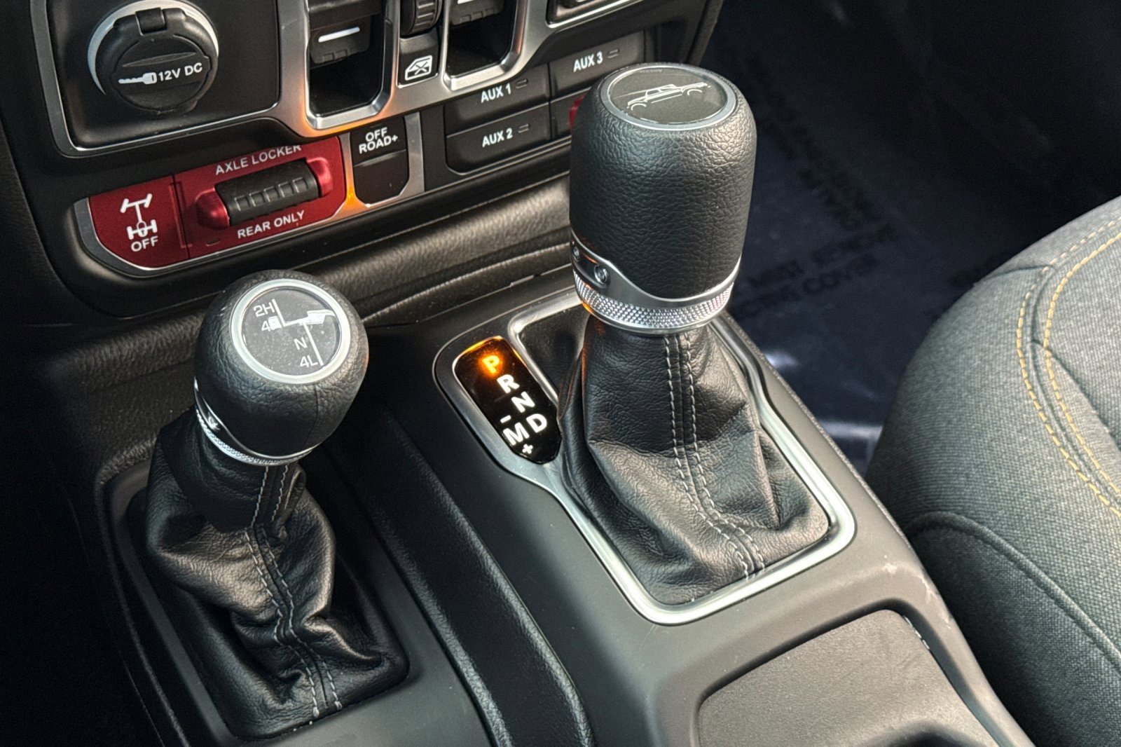 Used 2025 Jeep Gladiator Willys image 16