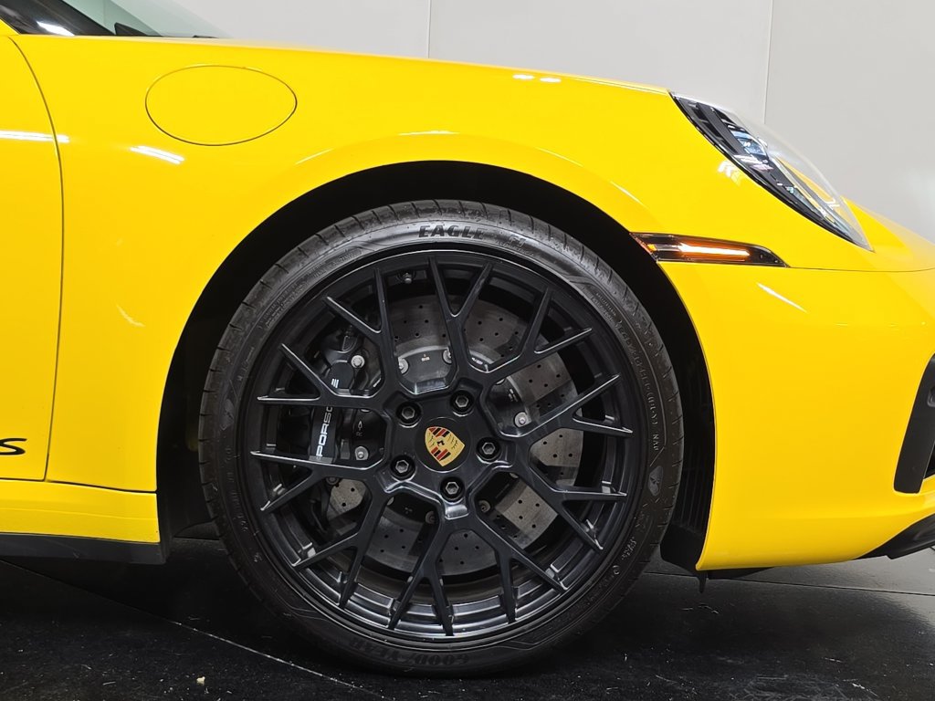Certified 2023 Porsche 911 Carrera GTS RWD image 11