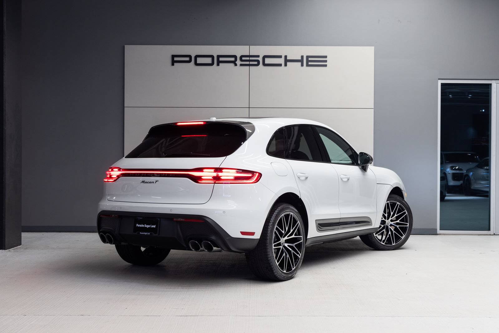 New 2026 Porsche Macan Turbo AWD/4WD image 7