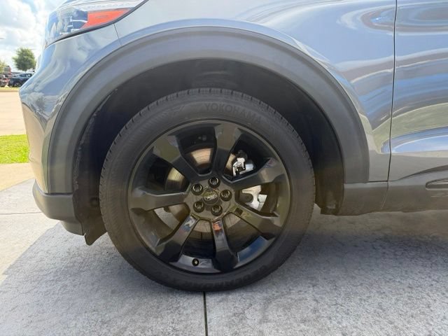 Used 2023 Ford Explorer ST-Line w/ Class IV Trailer Tow Package RWD image 4