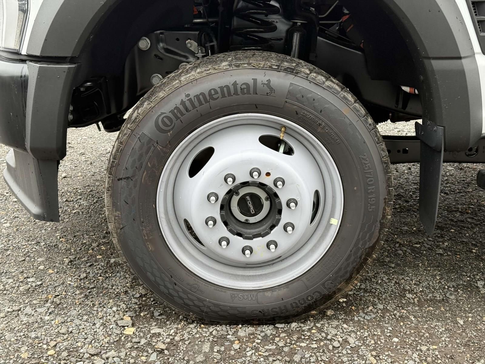 New 2025 Ford F550 4x4 Crew Cab Super Duty image 7