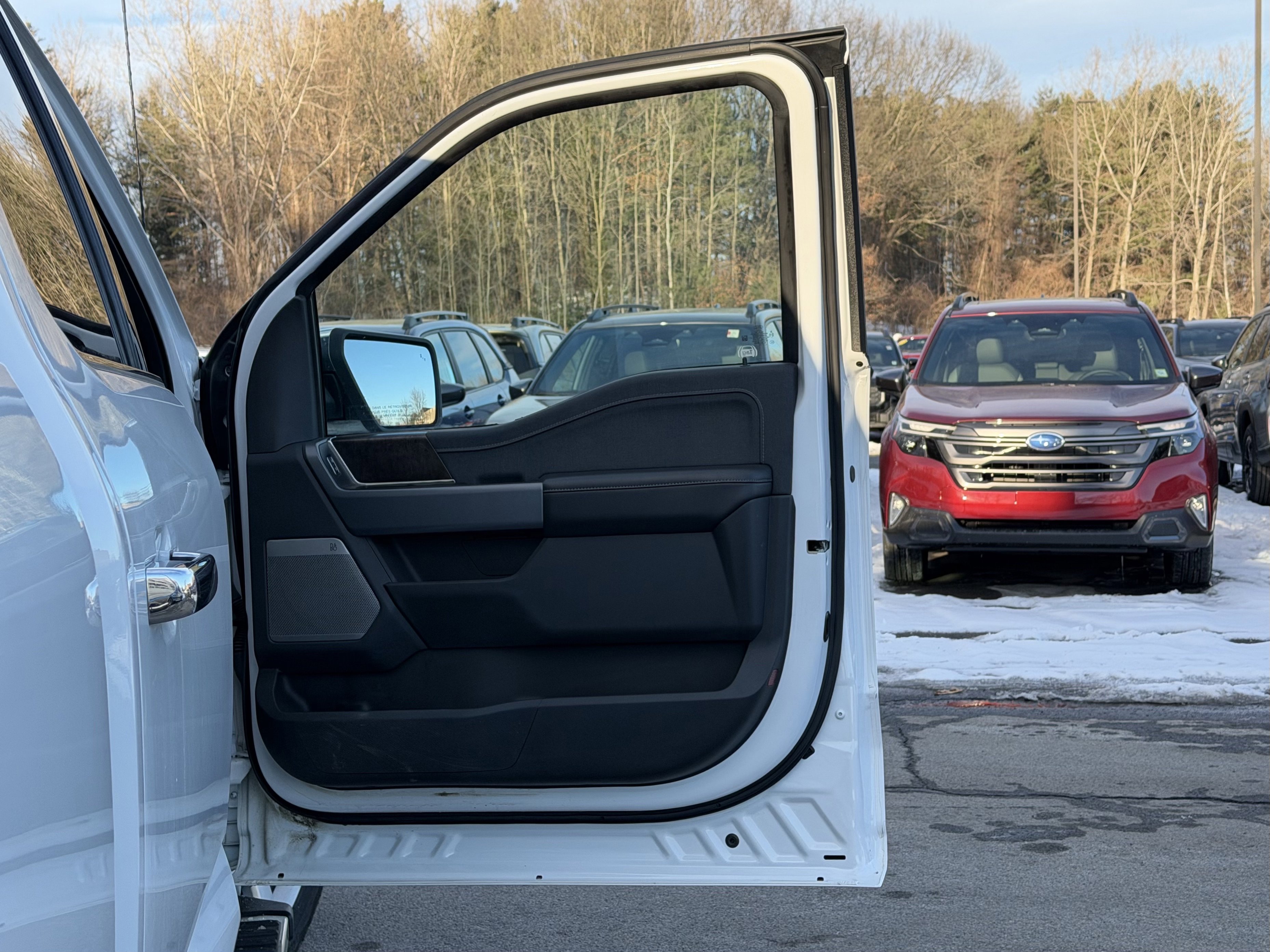 Used 2023 Ford F150 Lariat image 39